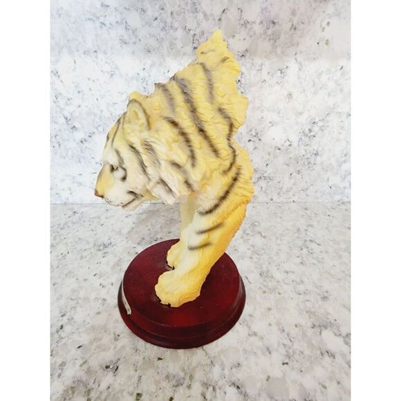 Classic‎ Wildlife Collection Tiger Figurine Quality Vintage Statue 8.5" Tall - Picture 2 of 8